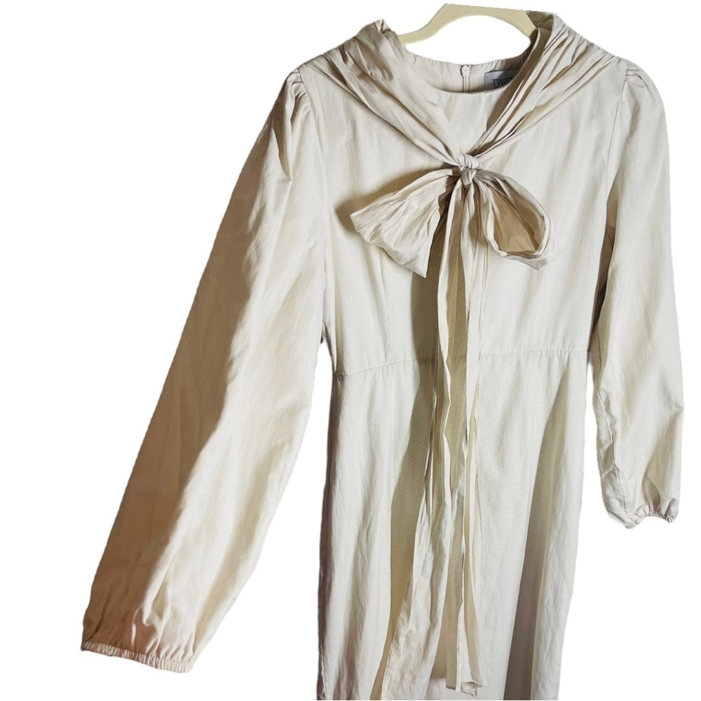 Twiice modest maxi dress tan pinstripe